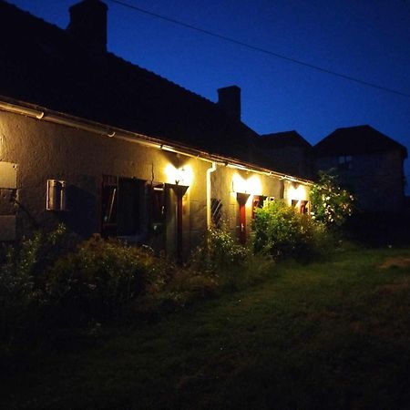 Gite Des Fours Agonges Exteriör bild